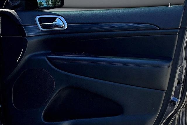 2019 Jeep Grand Cherokee Laredo E