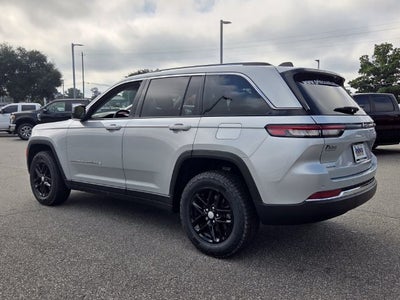 2024 Jeep Grand Cherokee Laredo X