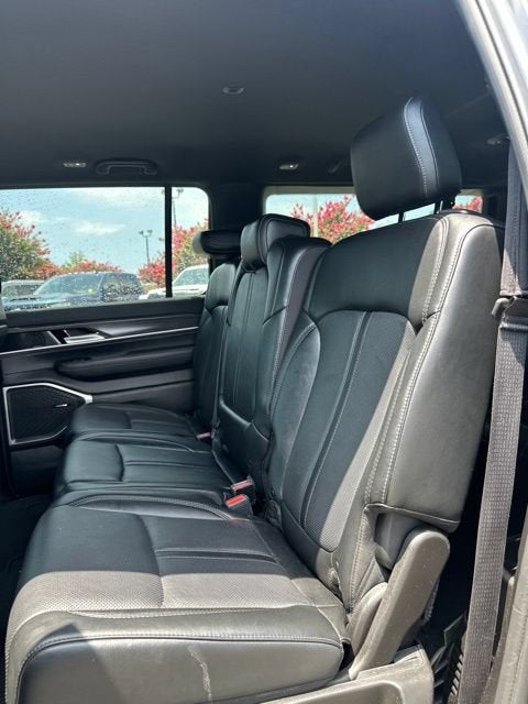 2024 Jeep Wagoneer L Series III