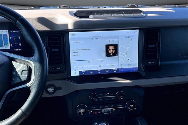 2021 Ford Bronco Base