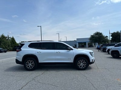 2025 GMC Acadia AT4