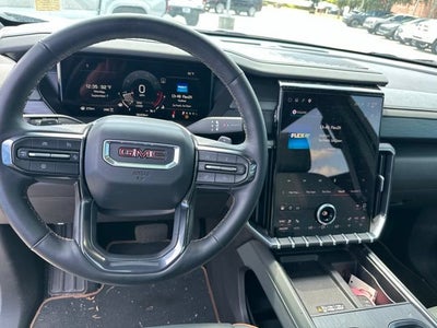 2025 GMC Acadia AT4