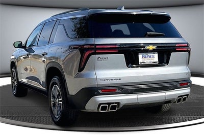 2024 Chevrolet Traverse LT