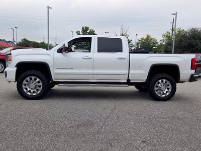2019 GMC Sierra 2500 HD Denali