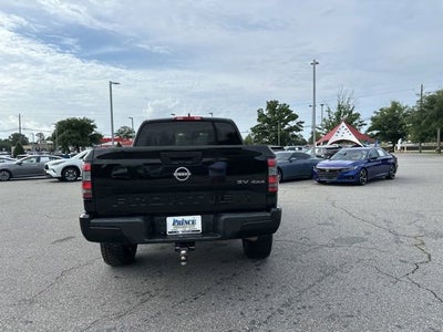 2023 Nissan Frontier SV