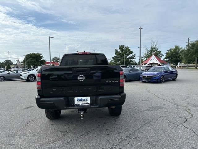 2023 Nissan Frontier SV