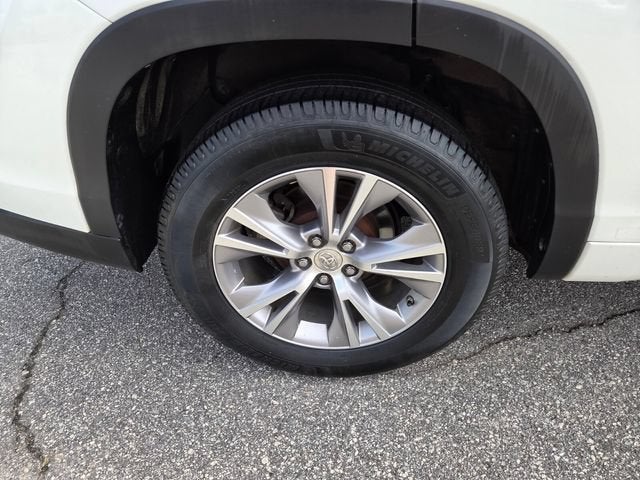 2015 Toyota Highlander LE Plus