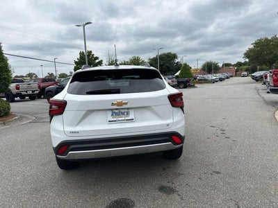 2025 Chevrolet Trax LT