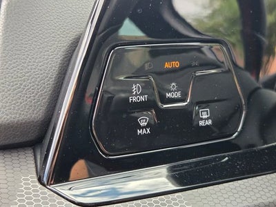2024 Volkswagen Golf GTI Autobahn