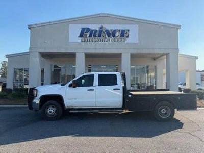 2016 GMC Sierra 3500 HD Chassis Cab 4WD Crew Cab 171.5" WB, 59.06" CA