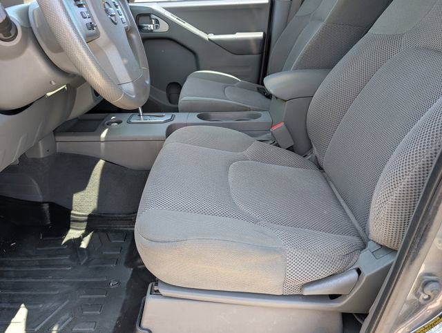 2021 Nissan Frontier SV