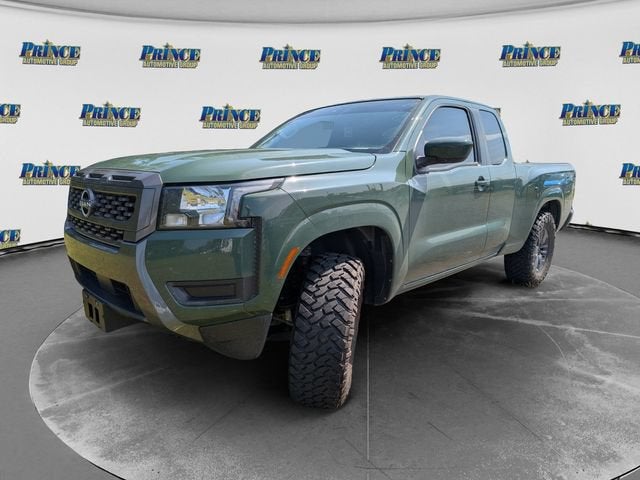 2025 Nissan Frontier SV