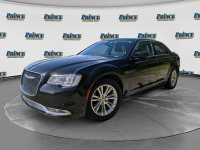 2021 Chrysler 300 Touring