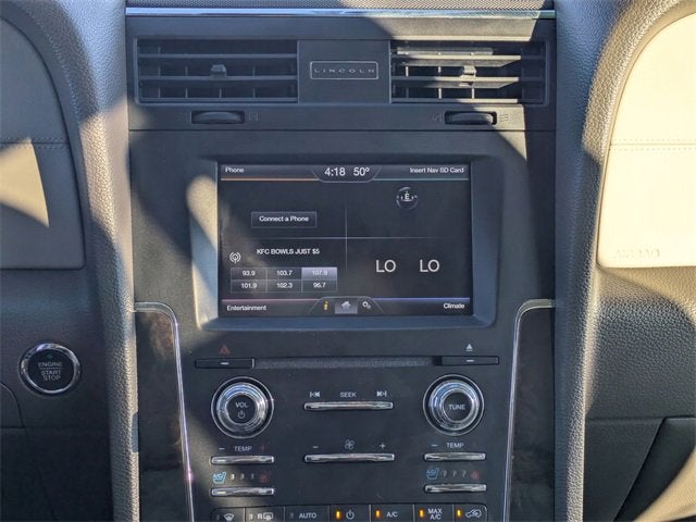 2015 Lincoln Navigator 2WD 4dr