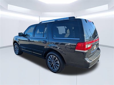 2015 Lincoln Navigator 2WD 4dr