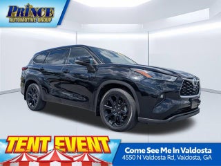 2022 Toyota Highlander LE