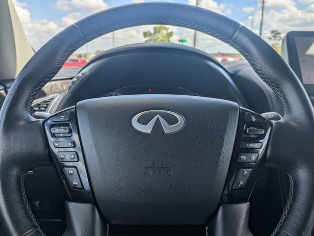 2024 INFINITI QX80 LUXE