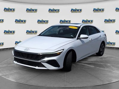 2025 Hyundai Elantra SEL Convenience