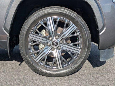 2024 Toyota Sequoia SR5