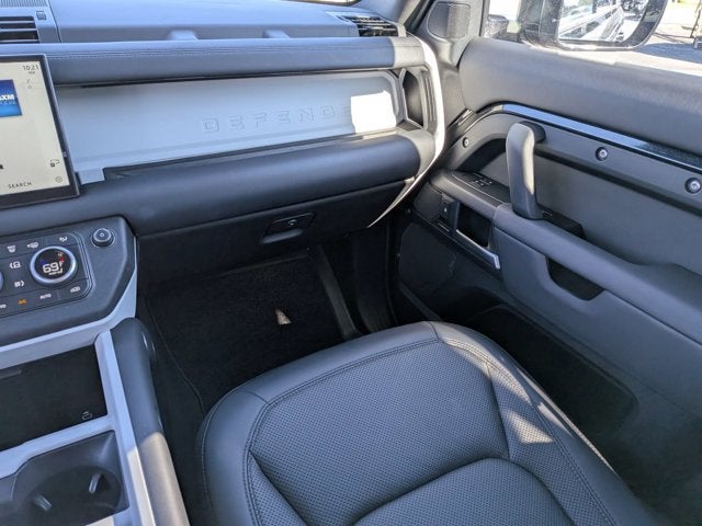 2025 Land Rover Defender S