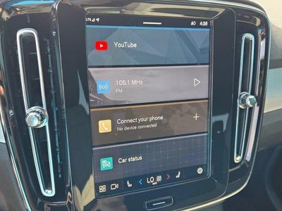 2024 Volvo XC40 Core Bright Theme