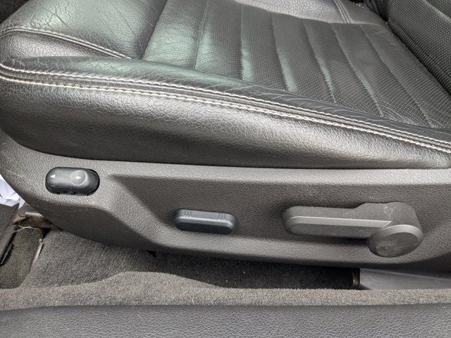 2010 Ford Mustang V6