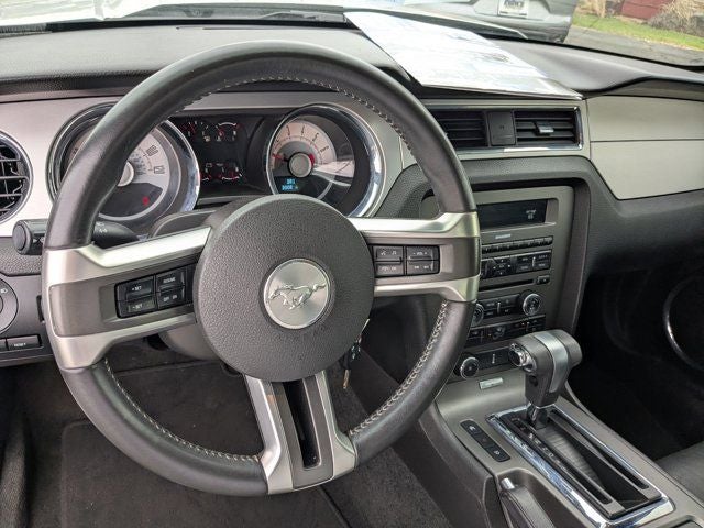 2010 Ford Mustang V6