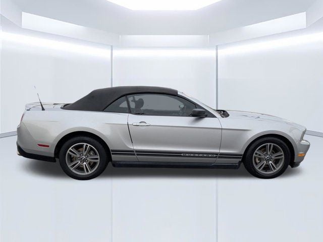 2010 Ford Mustang V6