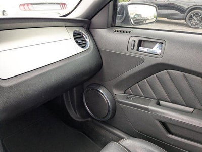 2010 Ford Mustang V6