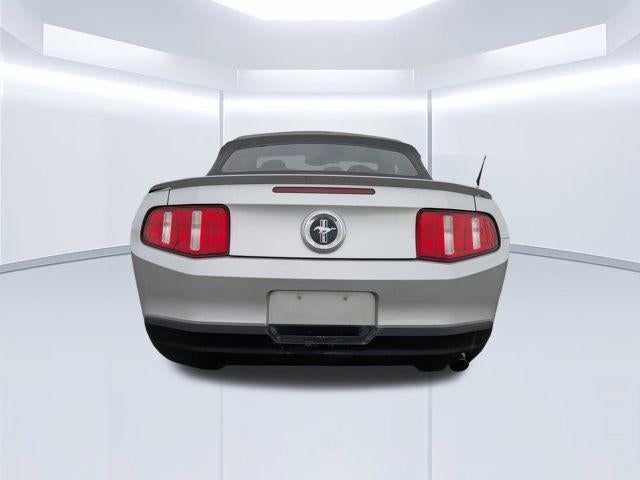 2010 Ford Mustang V6