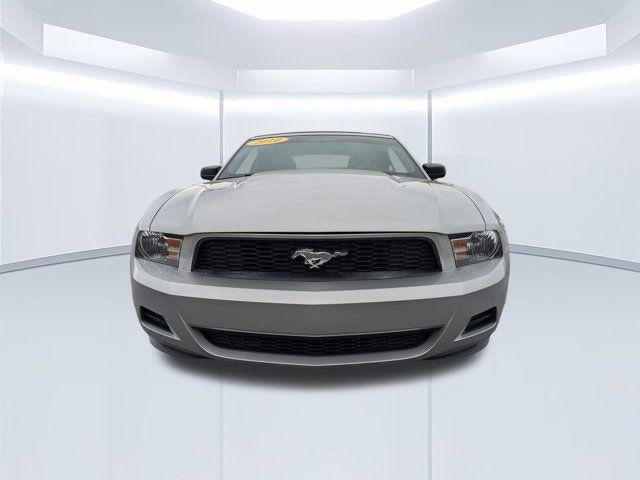 2010 Ford Mustang V6