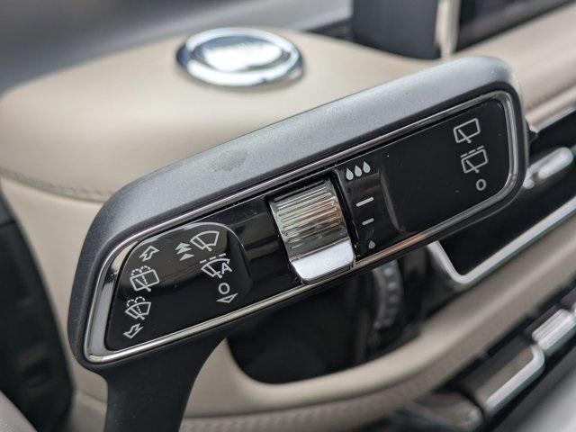 2023 Lincoln Aviator Standard