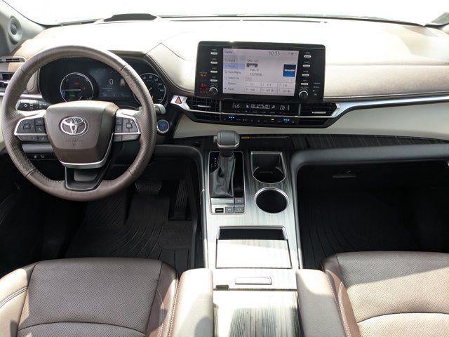 2024 Toyota Sienna Platinum 7 Passenger