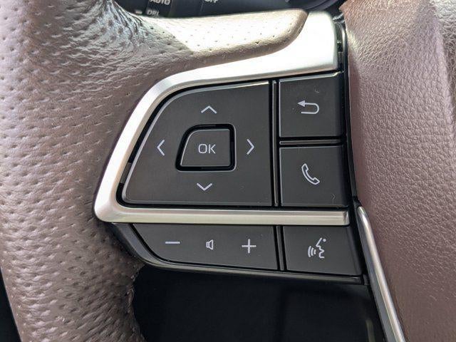 2024 Toyota Sienna Platinum 7 Passenger