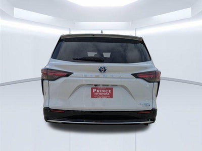 2024 Toyota Sienna Platinum 7 Passenger