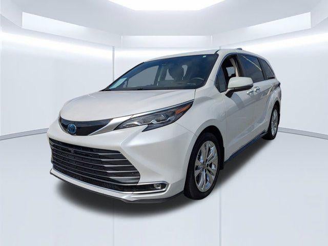 2024 Toyota Sienna Platinum 7 Passenger