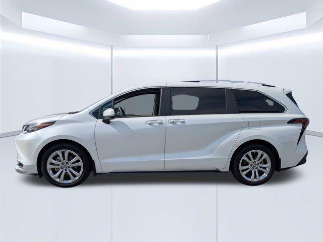 2024 Toyota Sienna Platinum 7 Passenger