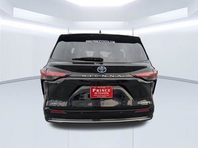 2025 Toyota Sienna Platinum 7 Passenger
