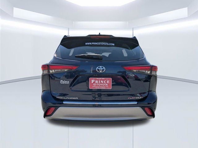 2023 Toyota Highlander Platinum