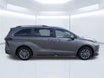 2024 Toyota Sienna XLE 8 Passenger