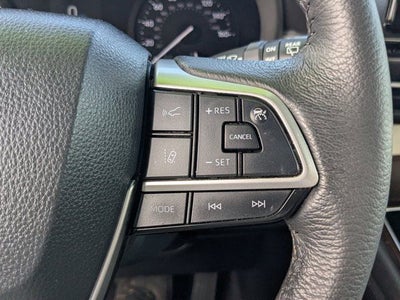 2024 Toyota Sienna XLE 8 Passenger