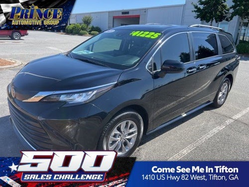 2023 Toyota Sienna XLE 7 Passenger