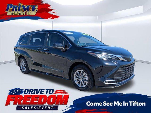 2023 Toyota Sienna XLE 7 Passenger