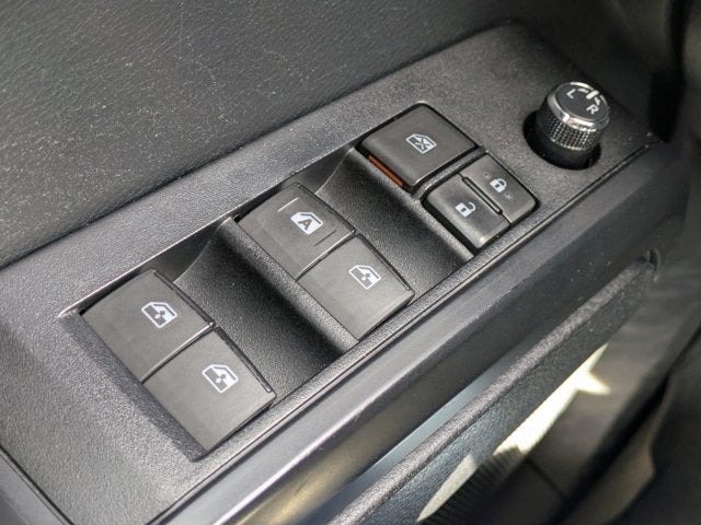 2017 Toyota Tacoma SR