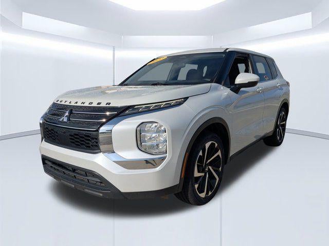 2022 Mitsubishi Outlander ES