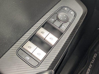 2022 Mitsubishi Outlander ES