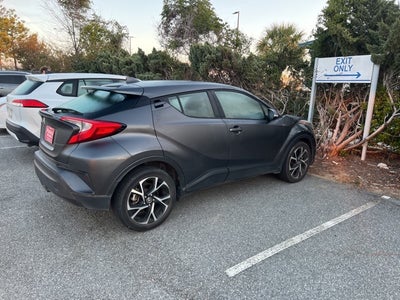 2022 Toyota C-HR XLE