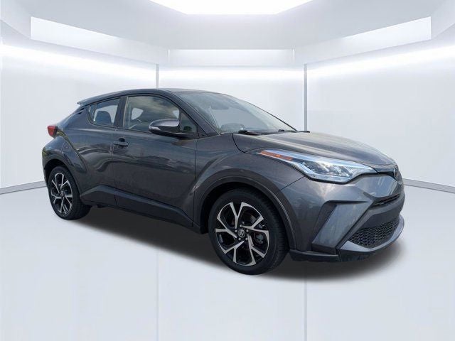 2022 Toyota C-HR XLE