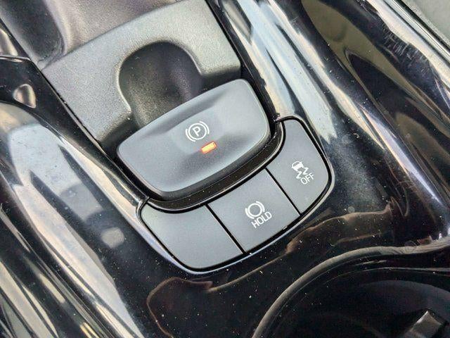 2022 Toyota C-HR XLE